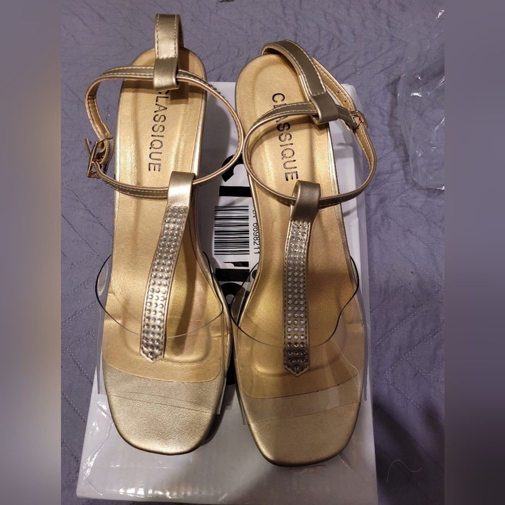 Women's Sandals/Heels.... Size 7.5....NEW